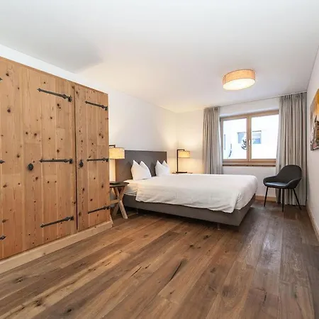 Apartment Chalet Hus Theo